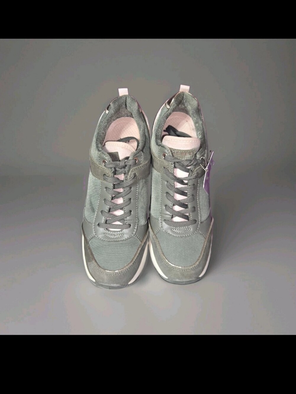 Skechers Womens Street Milliin High N Fly Sneakers 8.5 New